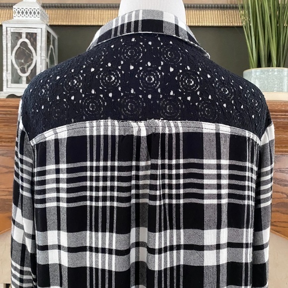 Kori America Plaid and Lace Button Down Top Sz. M - Picture 7 of 10